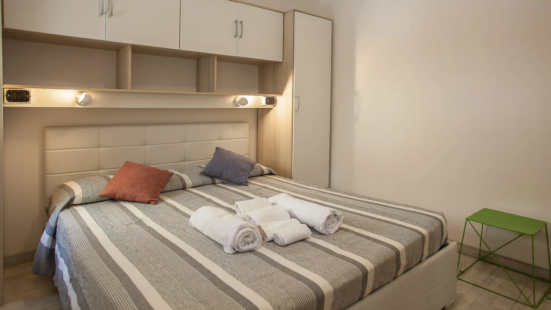 Residences Del Teatro Cagliari 0*,  Italie